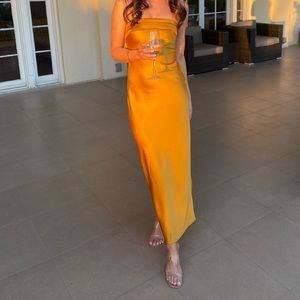 Hello Molly Strapless MIDI Dress